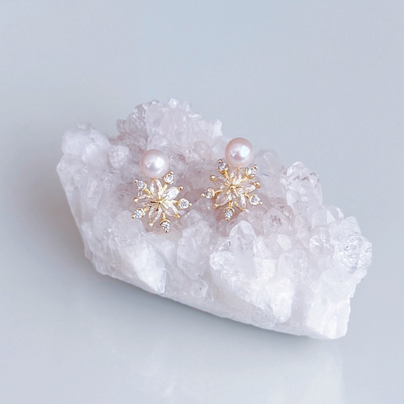 【2way】淡水パール  ジルコニア 輝く 雪の結晶 ピアス イヤリング  クリスマス ギフト 誕生日 プレゼント 冬 1枚目の画像