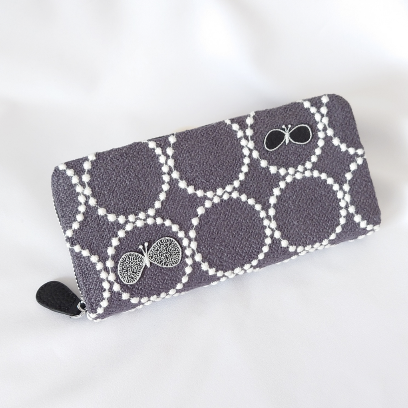 【受注製作】刺繍３つ・タンバリン グレーネイビー×ホワイト 本革長財布 ミナペルホネン