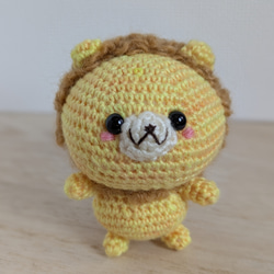 あみぐるみ とり鳥 セキセイインコ 白×水色 鼻青 手染め毛糸