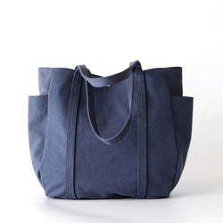 新作＊大ぶりラウンドトート＊装備品の増える秋冬に◎（くすみブルー） 3枚目の画像