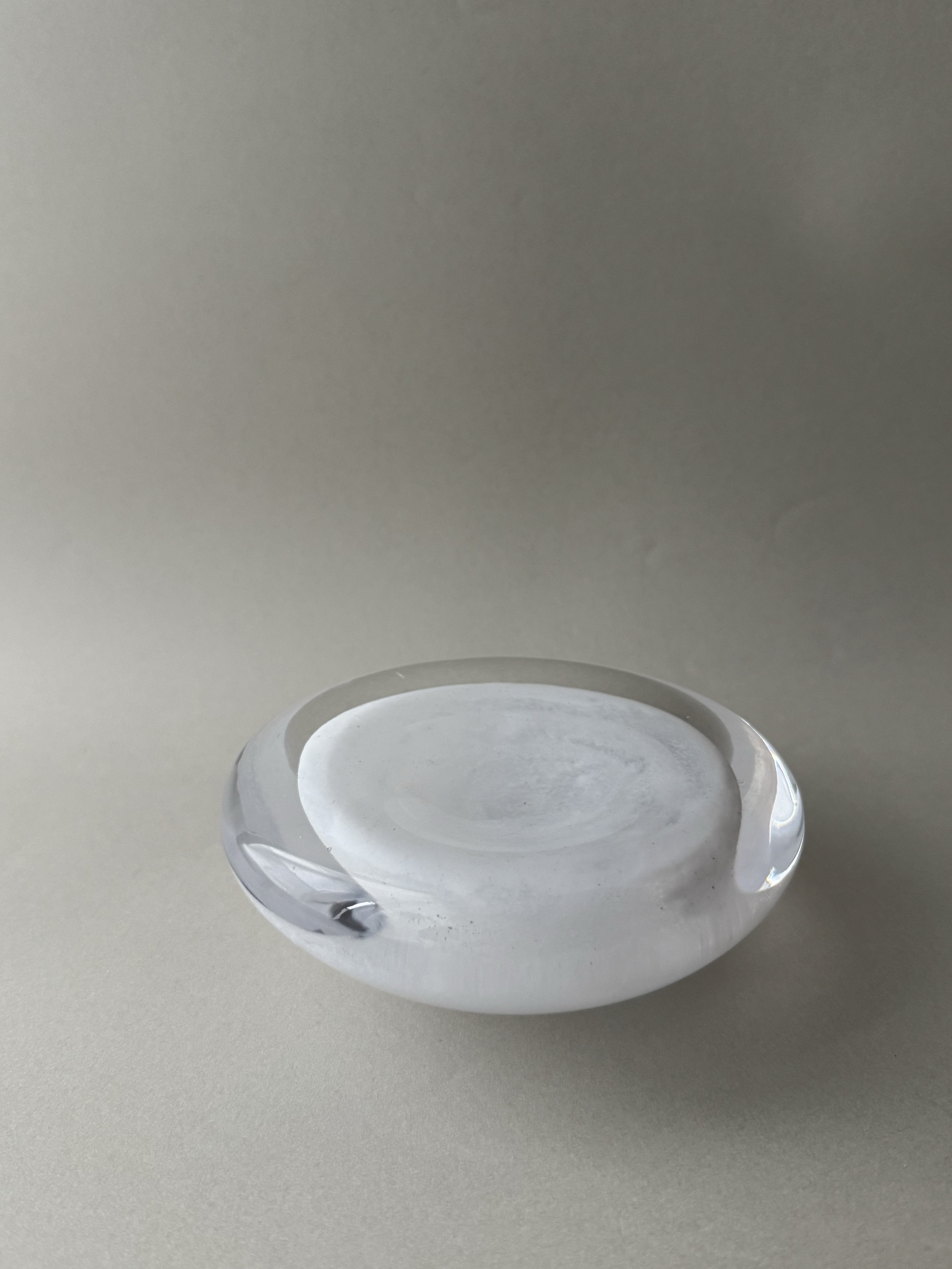 white glass base