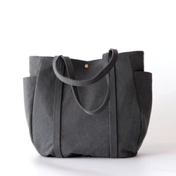 新作＊大ぶりラウンドトート＊装備品の増える秋冬に◎（チャコール） 3枚目の画像