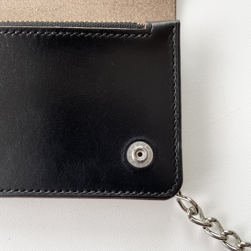 ホーウィン社クロムエクセルレザー ミドルトラッカーウォレット