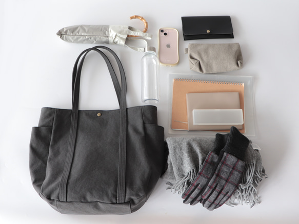 新作＊大ぶりラウンドトート＊装備品の増える秋冬に◎（くすみパープル） 13枚目の画像