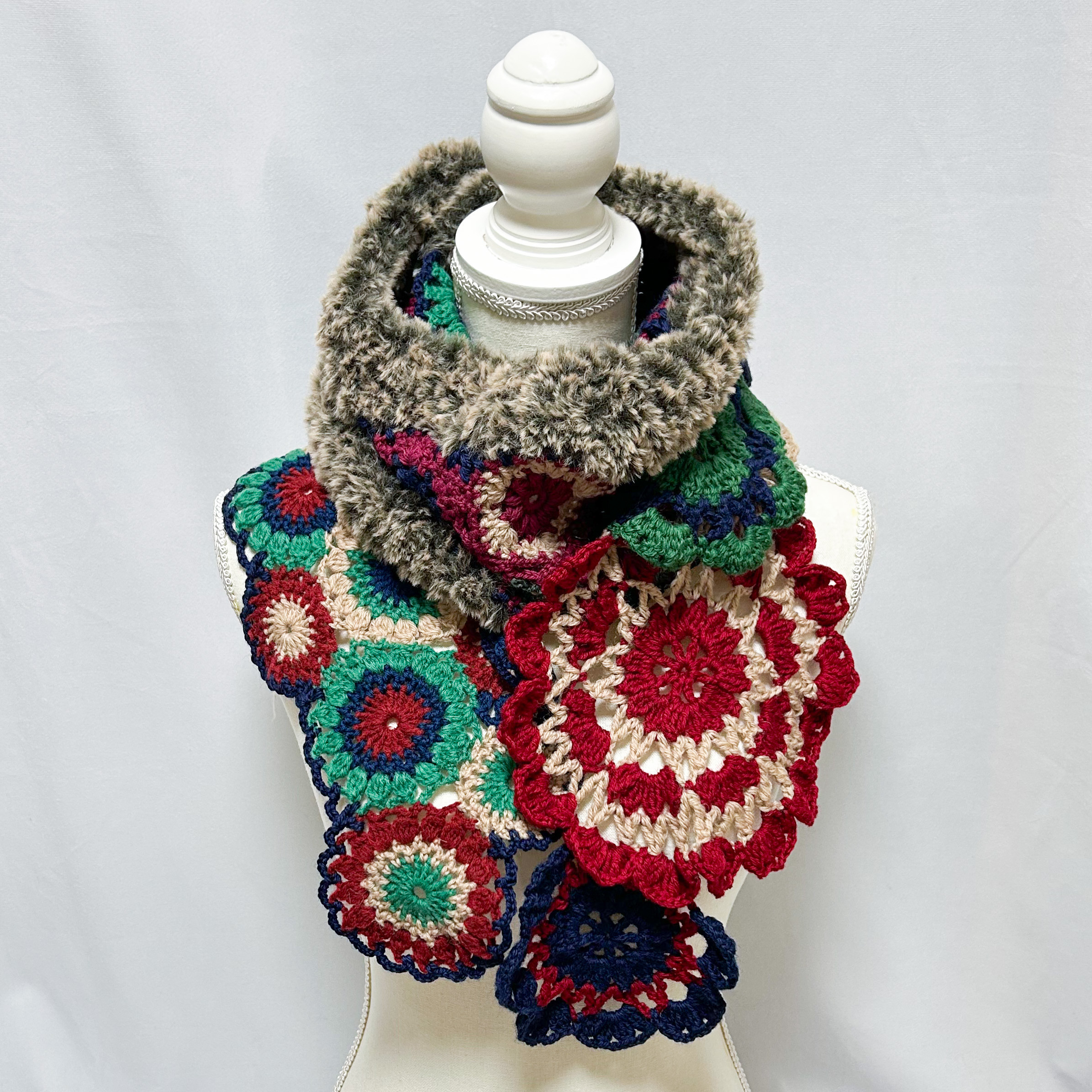 《手編みマフラー》Bloom Knit タイリン［Antique Bloom／アンティークブルーム］花モチーフ 手編み