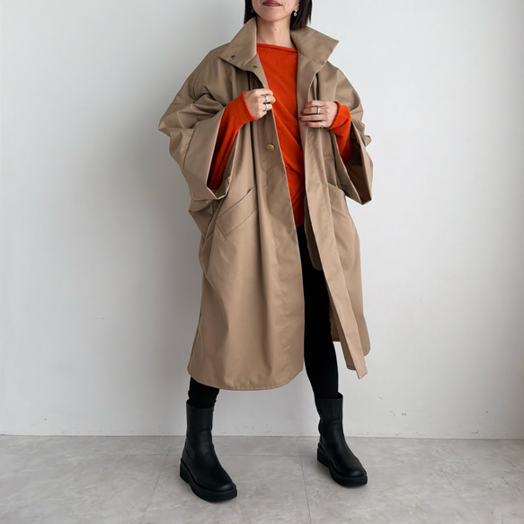 ボリュームスリーブハイネックコート(ベージュ) 8枚目の画像