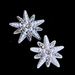 星　ビジューブローチ　白 3枚目の画像