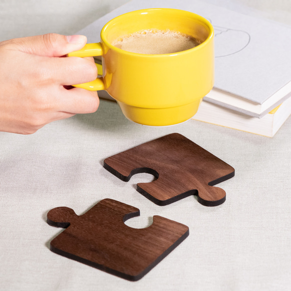 木製のコースター　パズル　４枚セット 2枚目の画像