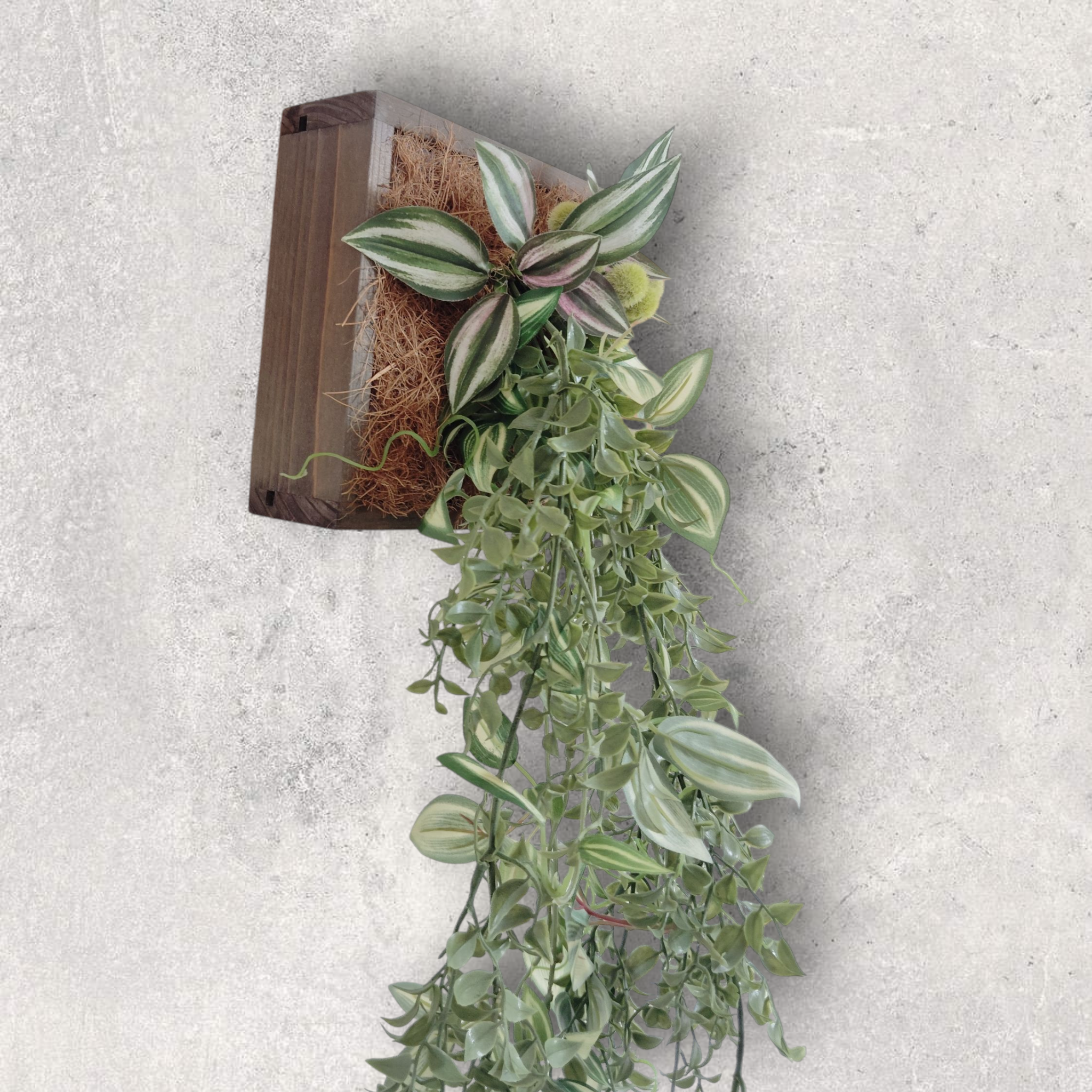 フェイクグリーン クリスマスリース｜枯れない観葉植物風リースでおしゃれな玄関に