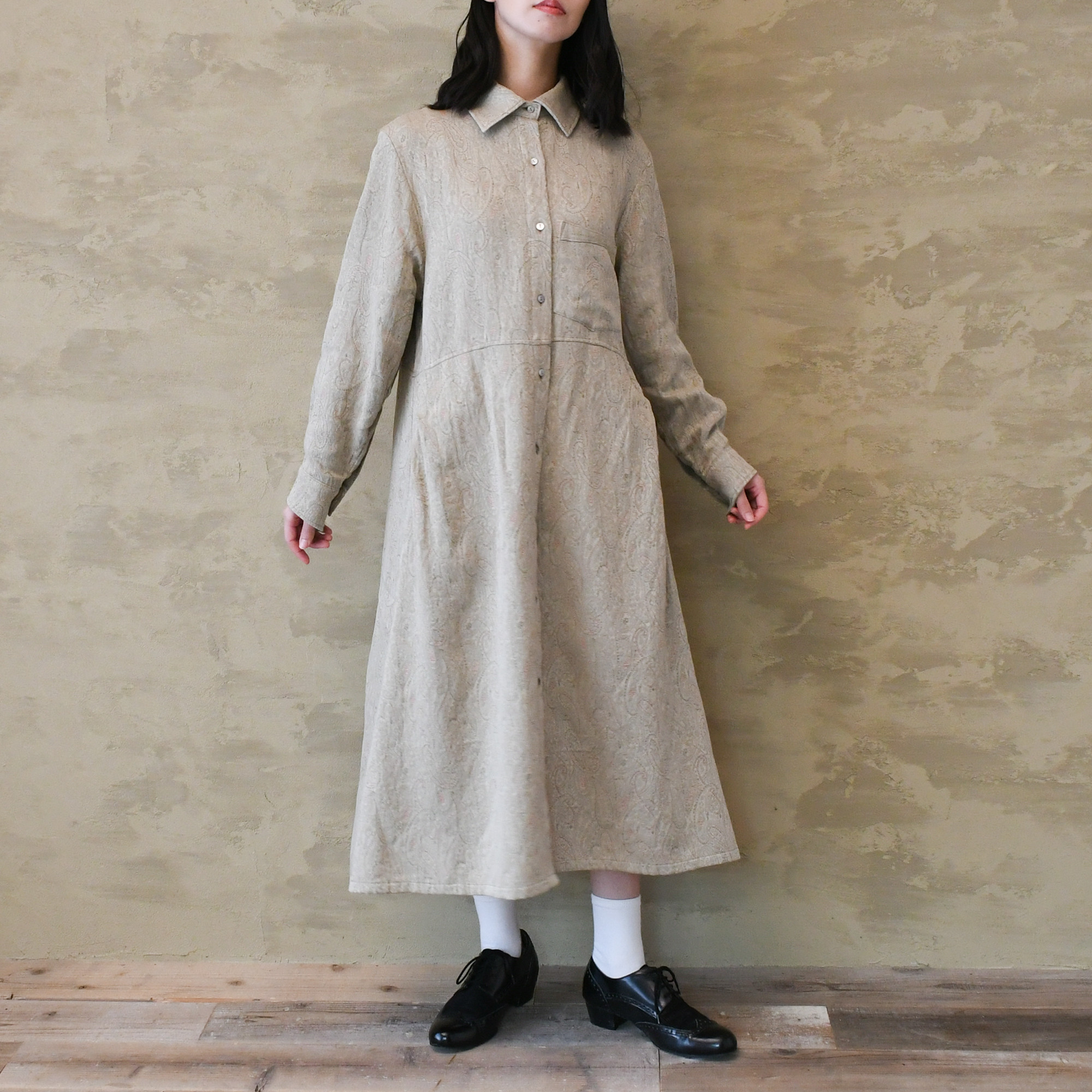 送料無料【完全一点物】ウエスト切替タックポケットワンピース（ベージュペイズリー）