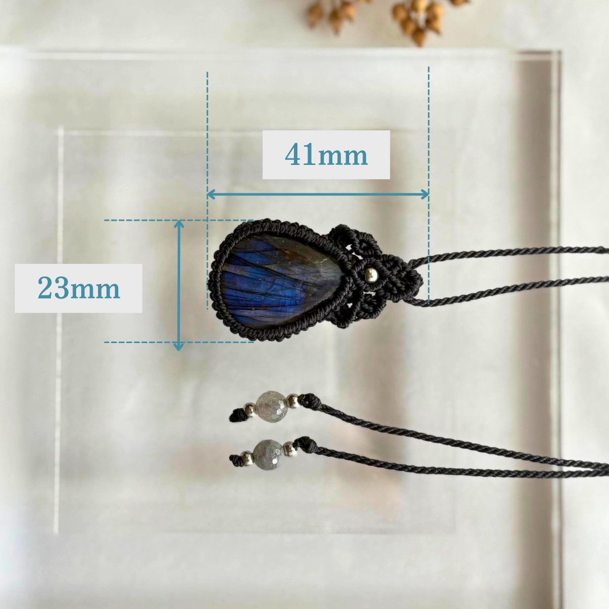 ペンダントトップ ネックレス ペンダント 天然石 ラブラドライト 金属アレルギー対応 マクラメ編み 大人可愛い プレ