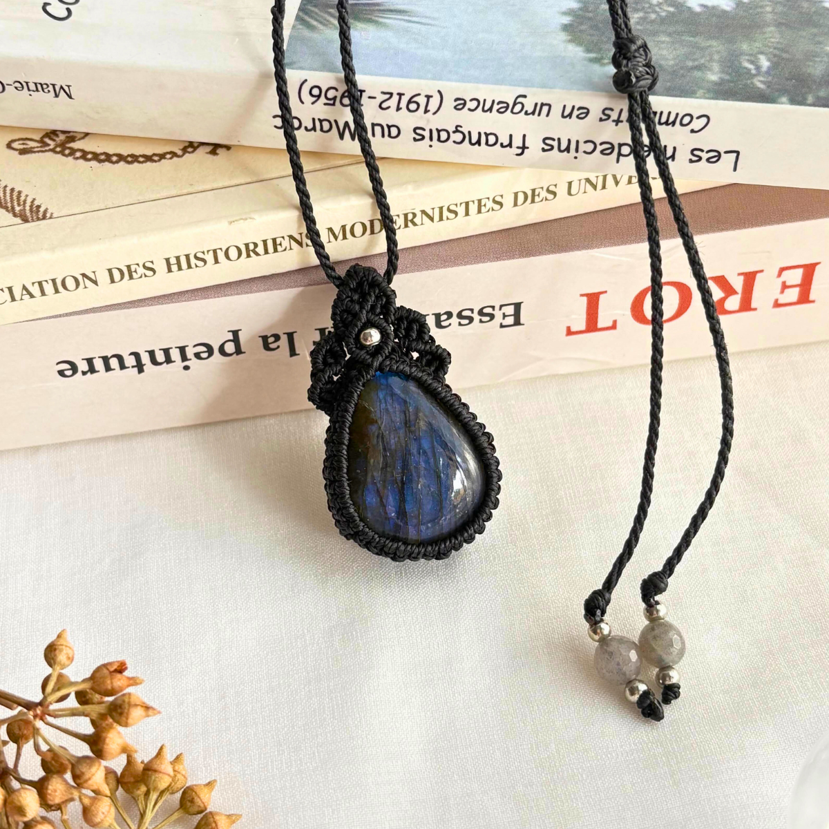 ペンダントトップ ネックレス ペンダント 天然石 ラブラドライト 金属アレルギー対応 マクラメ編み 大人可愛い プレ