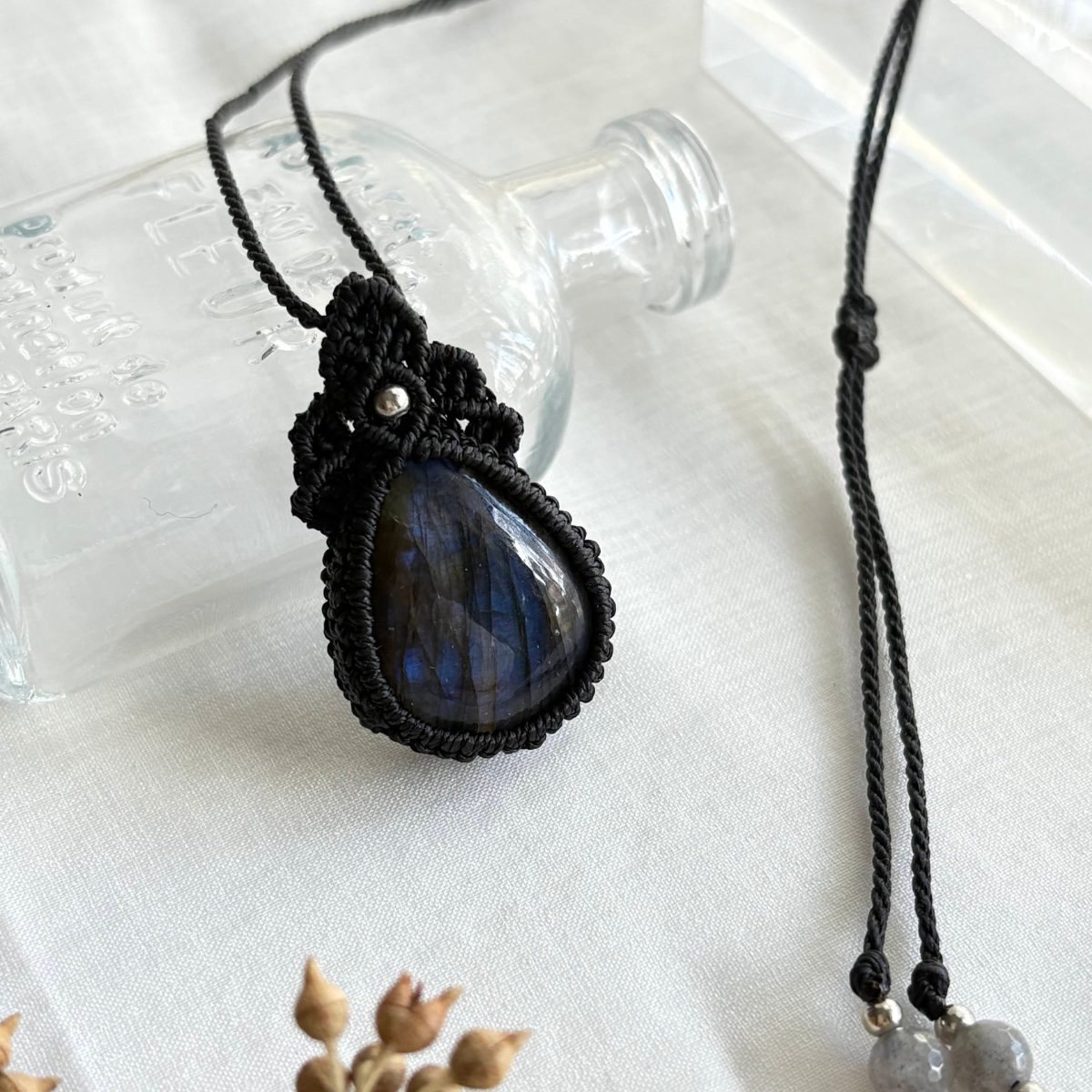 ペンダントトップ ネックレス ペンダント 天然石 ラブラドライト 金属アレルギー対応 マクラメ編み 大人可愛い プレ