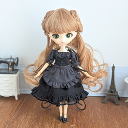 812※ウール素材の黒のフレアロングコート※ブライスアウトフィット※1/6