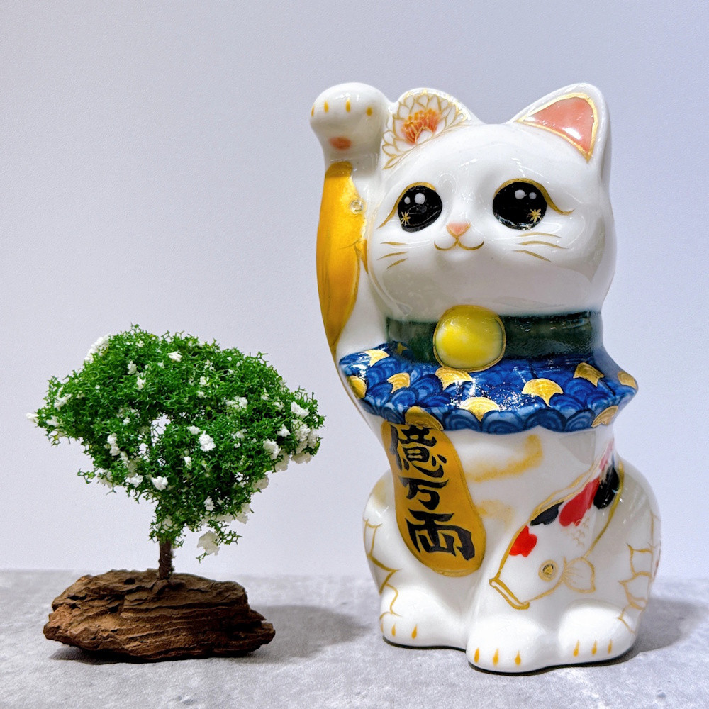 【清水焼 招き猫】清水焼の招き猫錦鯉