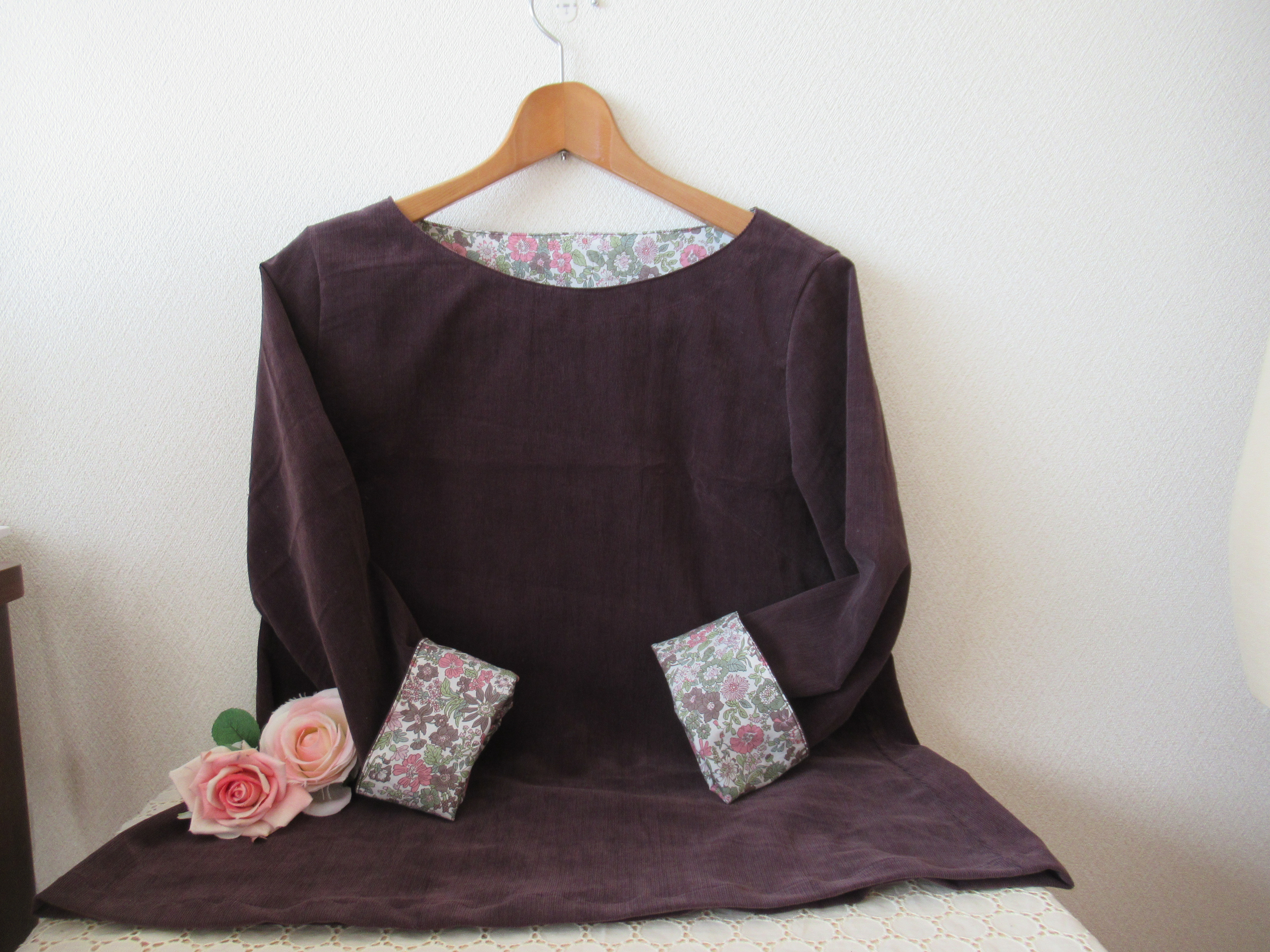 ベルベットコーデュロイ❛ブラックパープル❜＆タナローン❛エミリー❜でボートネッククブラウスM～Lサイズ♪