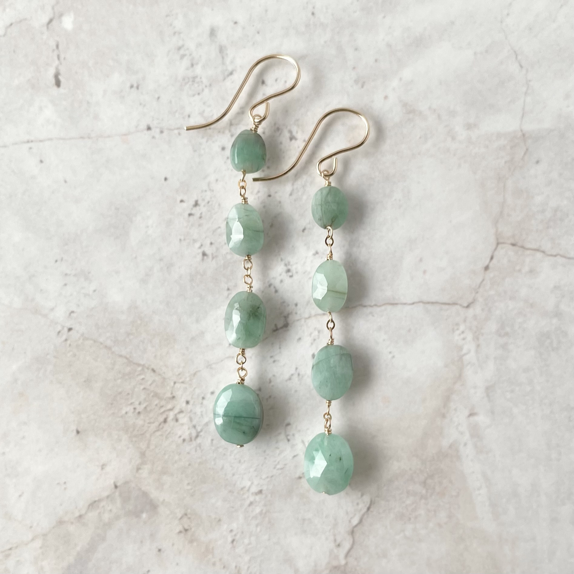 14kgf エメラルド ピアス / イヤリング