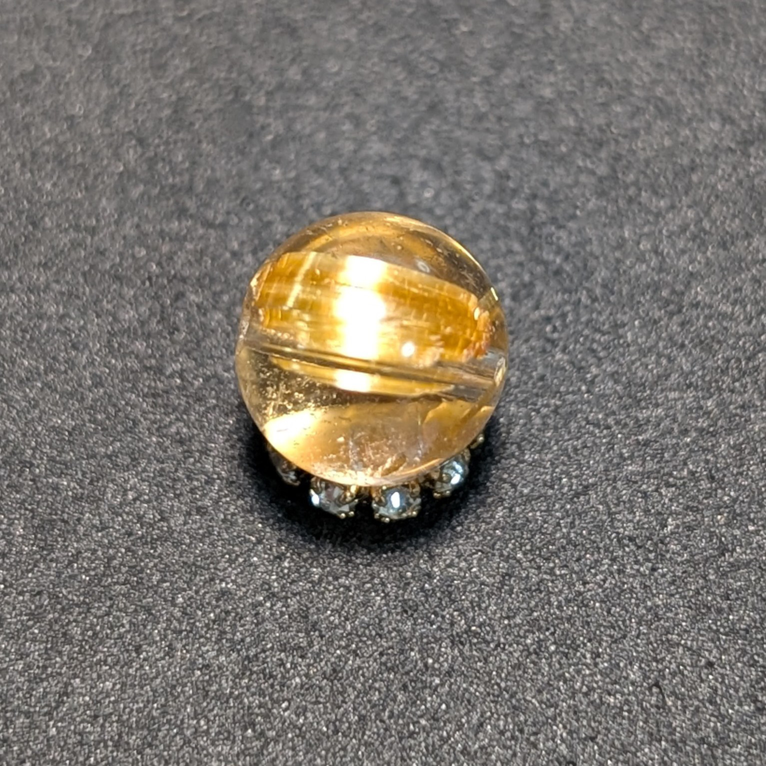 【訳あり】ゴールド タイチンルチル 9ミリ 1粒売り 貫通穴あり お守り 天然石 リメイク プレゼント 贈り物 ギフト
