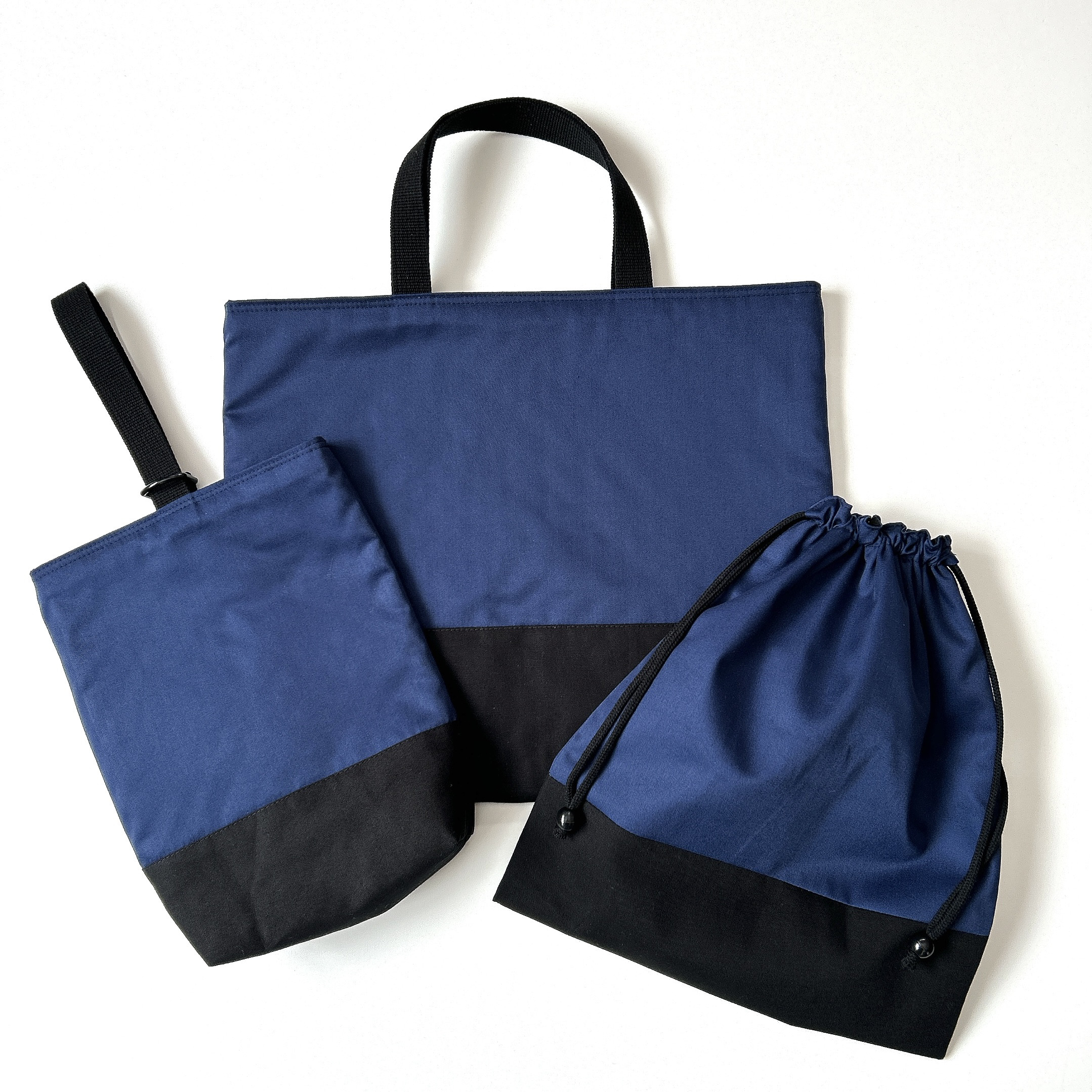 サイズが選べる　入園入学3点セット／レッスンバッグ／上履き袋／体操着袋／無地／ネイビー×ブラック［受注製作］