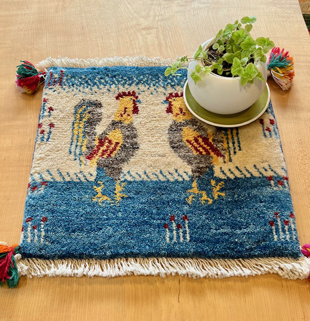 ●送料無料●ギャッベ【40×40】No.469（ニワトリ）チェアパッド・チェアマット・座布団・プレゼント