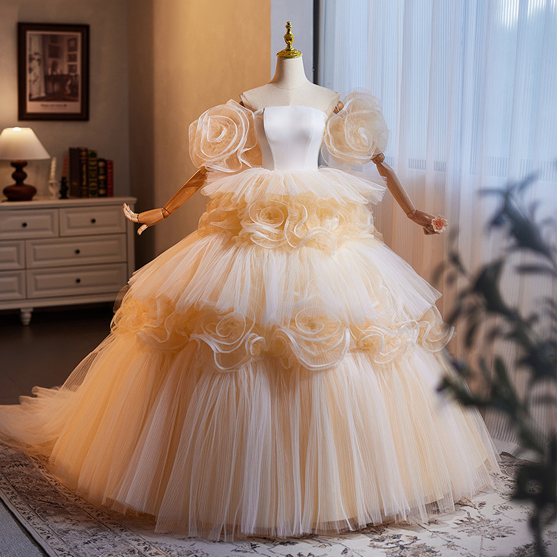 豪華 シャンパン色 ふわふわ 袖カバーりが付 ティアードドレス プリンセス 花嫁 二次会 前撮り 披露宴 08950