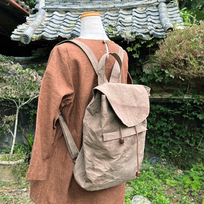 軽い柿渋染めリュック25061