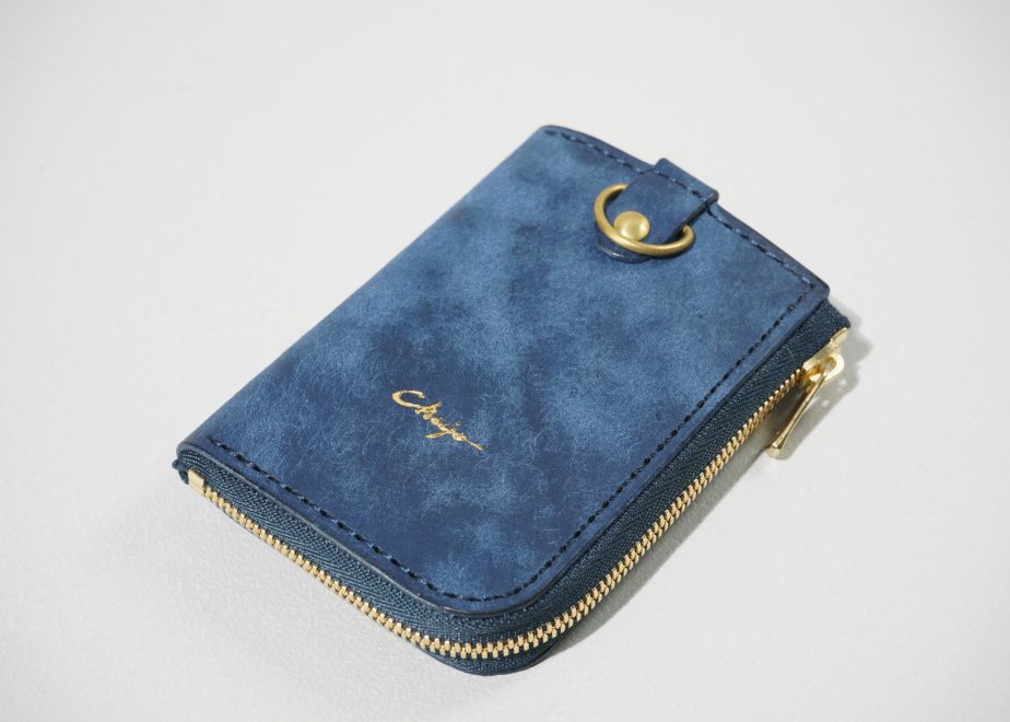 イタリアンレザーのＬ字ファスナー　スマートキーケース【ブルー】