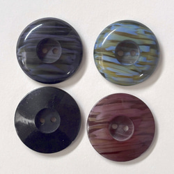 ボタン レトロ 円形 サークル ブルー パープル 二つ穴 2穴 大きめ 35mm～36mm 4個セット ew-252 1枚目の画像