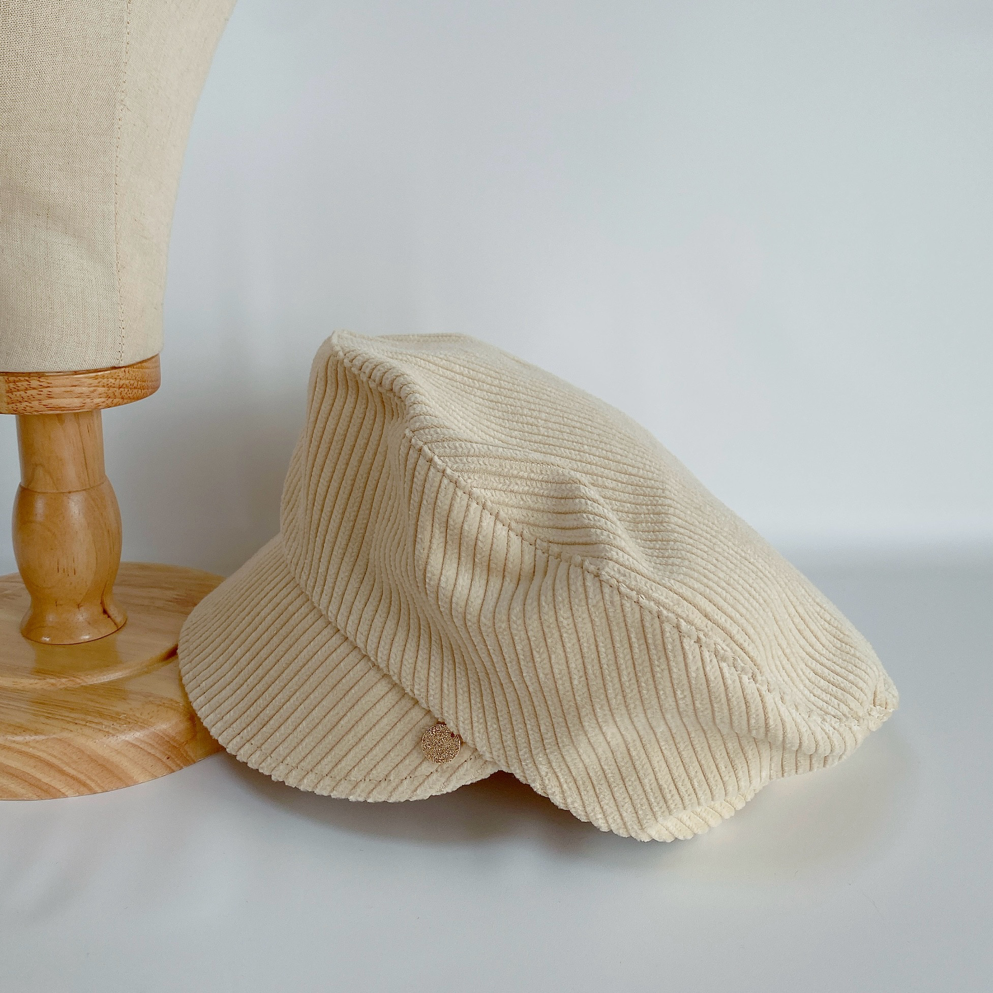 春のお出かけに＊国産コーデュロイのキャスケット＊シンプル＊受注製作《SS/S/M/L/LL》レディース帽子