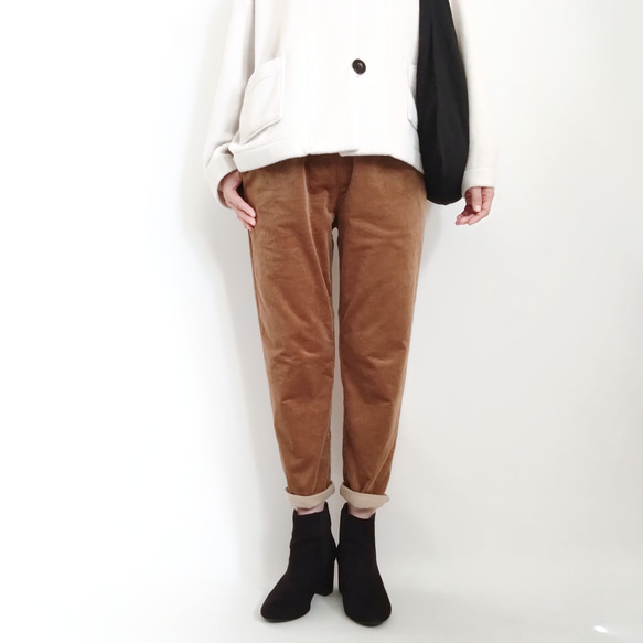 再販！× 15  新！裏起毛コーデュロイのなんでもないパンツ  冬、寒い日にあたたかな素材  ライトブラウン 8枚目の画像