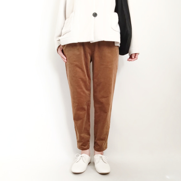再販！× 15  新！裏起毛コーデュロイのなんでもないパンツ  冬、寒い日にあたたかな素材  ライトブラウン 4枚目の画像