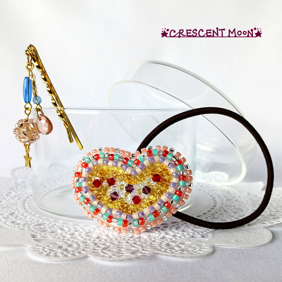 ビーズ刺繍ヘアゴム・ヘアピンセット【No.01】ハート【定形外郵便にて
