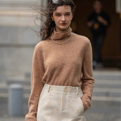 6色ふわふわ極上手触りカシミヤ混ウールプルオーバーニット　ゆったりシルエット【冬春秋】 4枚目の画像