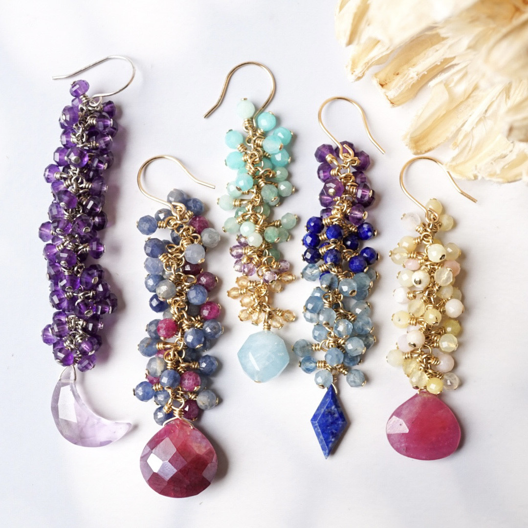 【１点限定】「螺旋」ピアス イヤリング 天然石 誕生石 冬 ご褒美 クリスマス 冬 プレゼント 樹脂 ノンホールピアス