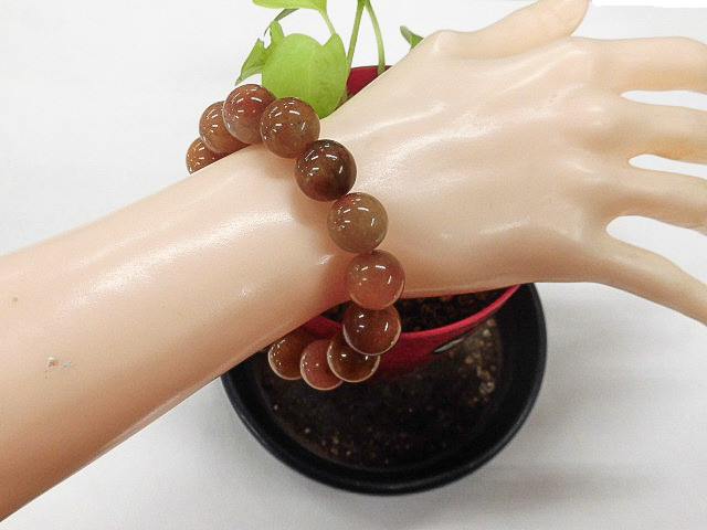 天然石 赤針ルチルクォーツ14.1～14.8mm玉ブレスレット 内周19.5cm 　　250720597