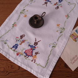 ドイツの手仕事☆クリスマス☆キャンドル灯るクリスマスツリーの手刺繍