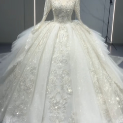 品質保証！ウェディングドレス オフホワイト スクエアネック フランス