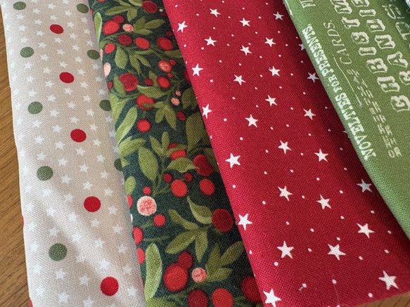 クリスマスSALE20％OFF！2025年！モダ！小さめ『クリスマス柄　30cm×27cm 5枚セット』～グリーン系②～ 2枚目の画像