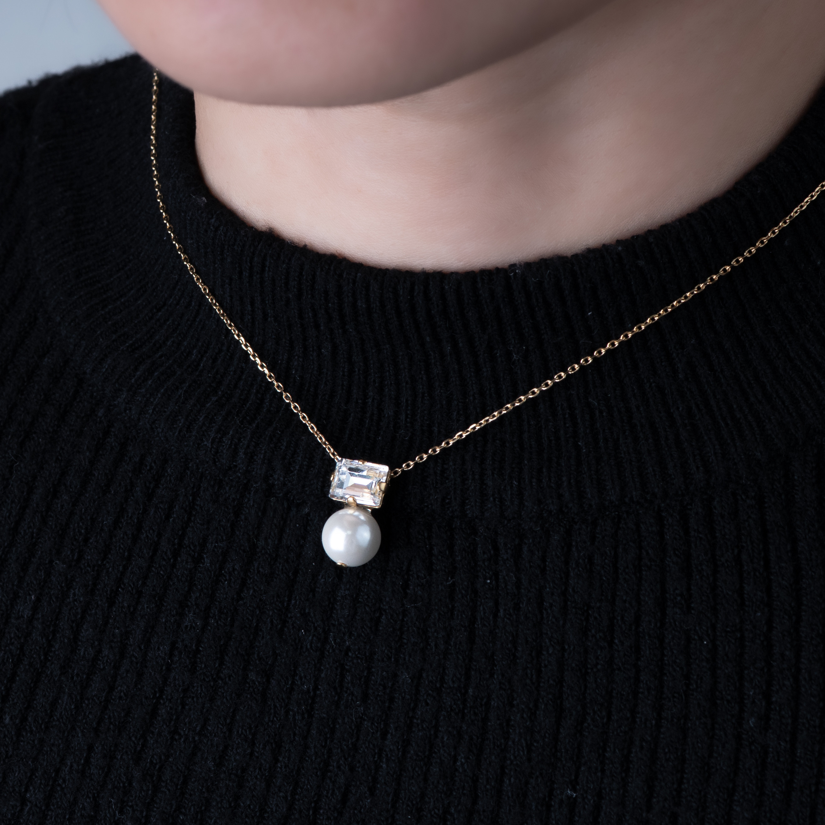 Creema限定 新春福袋2026〈梅〉横クリスタル×貝パール  アレルギー対応　サージカルステンレス　クリスマス