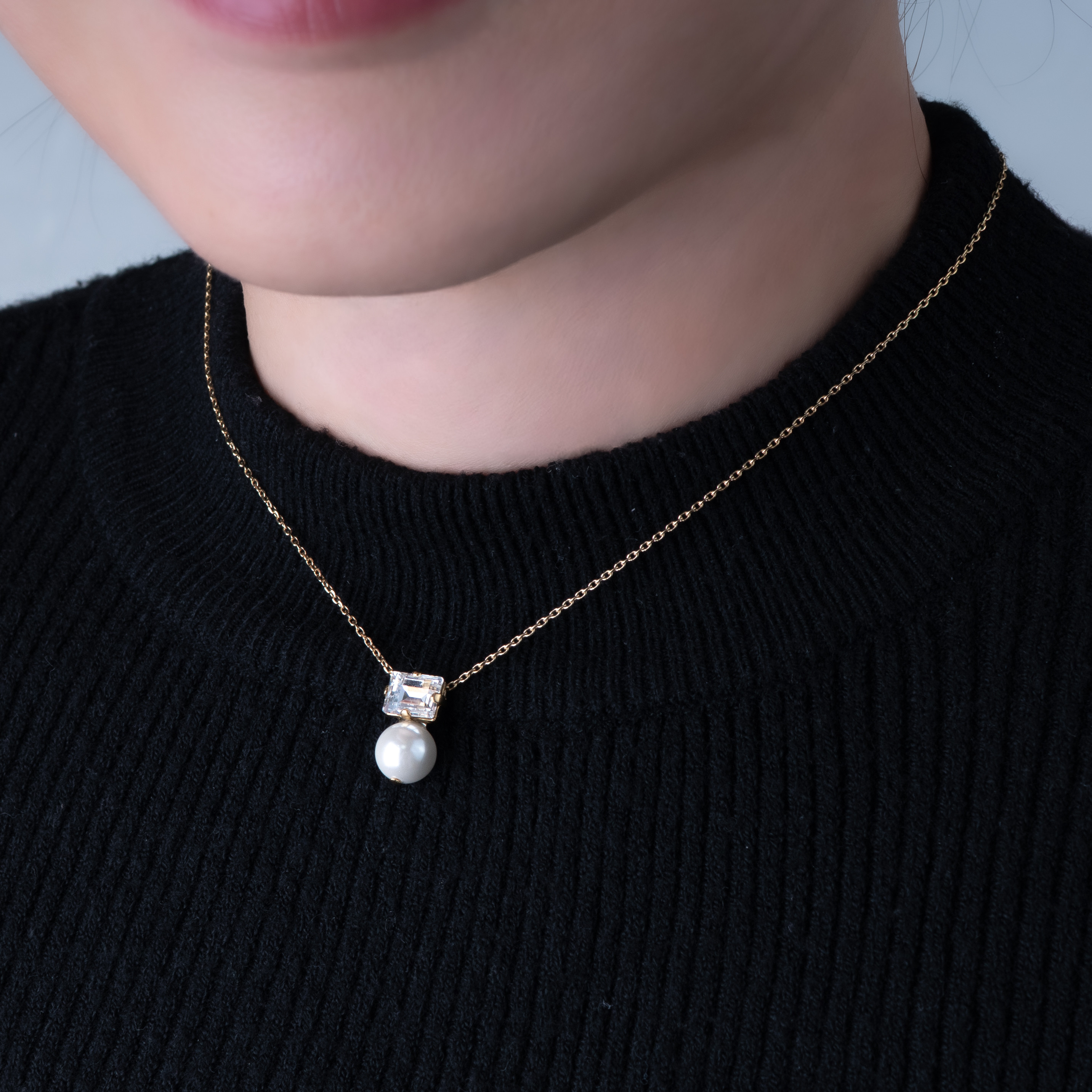 Creema限定 新春福袋2026〈梅〉横クリスタル×貝パール  アレルギー対応　サージカルステンレス　クリスマス