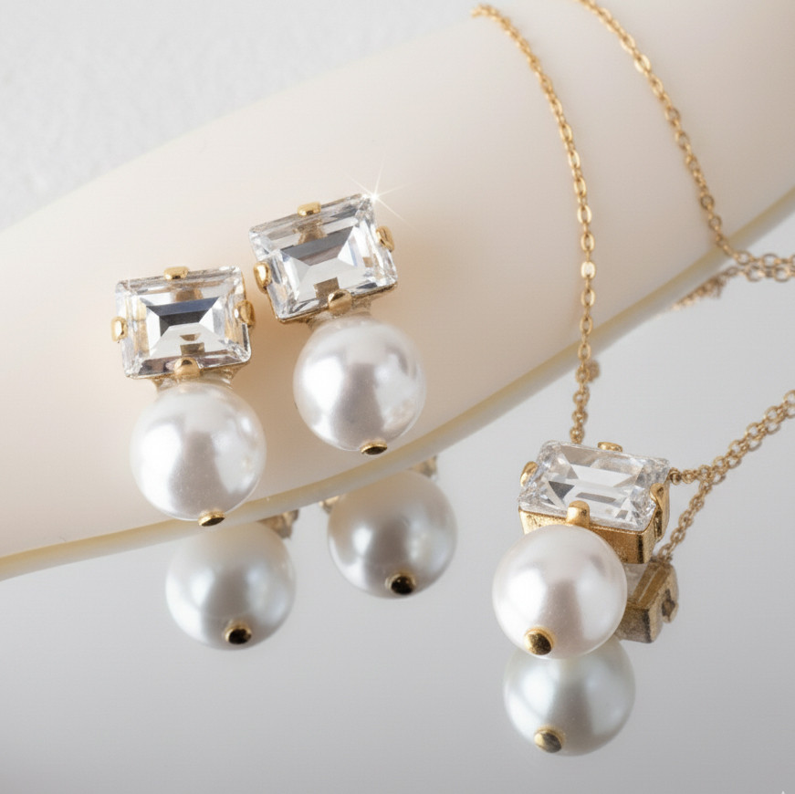 Creema限定 新春福袋2026〈梅〉横クリスタル×貝パール  アレルギー対応　サージカルステンレス　クリスマス