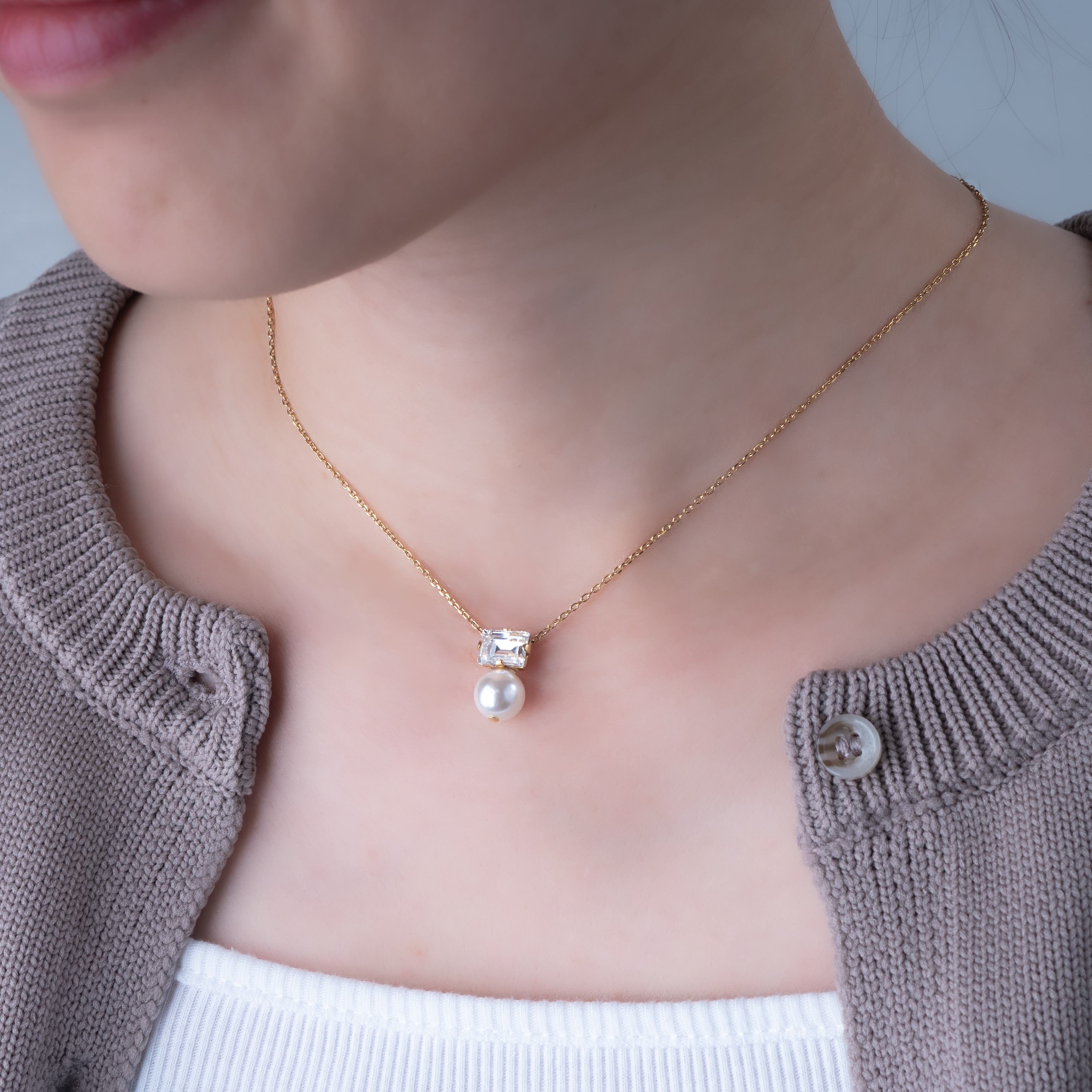 Creema限定 新春福袋2026〈梅〉横クリスタル×貝パール  アレルギー対応　サージカルステンレス　クリスマス