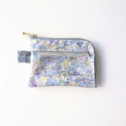 仕切り付きA7　L字ファスナー　クリアポーチ 　クラシックガーデン　リバティラミネート　♡定番柄の見事な饗宴 1枚目の画像
