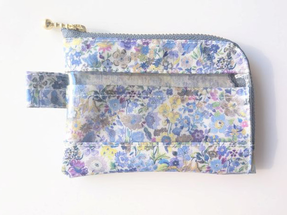 仕切り付きA7　L字ファスナー　クリアポーチ 　クラシックガーデン　リバティラミネート　♡定番柄の見事な饗宴 2枚目の画像