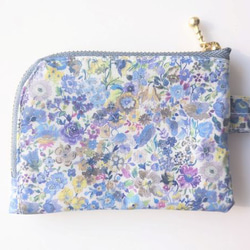 仕切り付きA7　L字ファスナー　クリアポーチ 　クラシックガーデン　リバティラミネート　♡定番柄の見事な饗宴 3枚目の画像