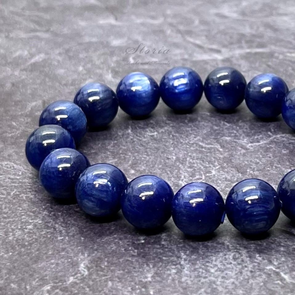 【一点もの】12mm タンザニア産 カイヤナイト ブレスレット