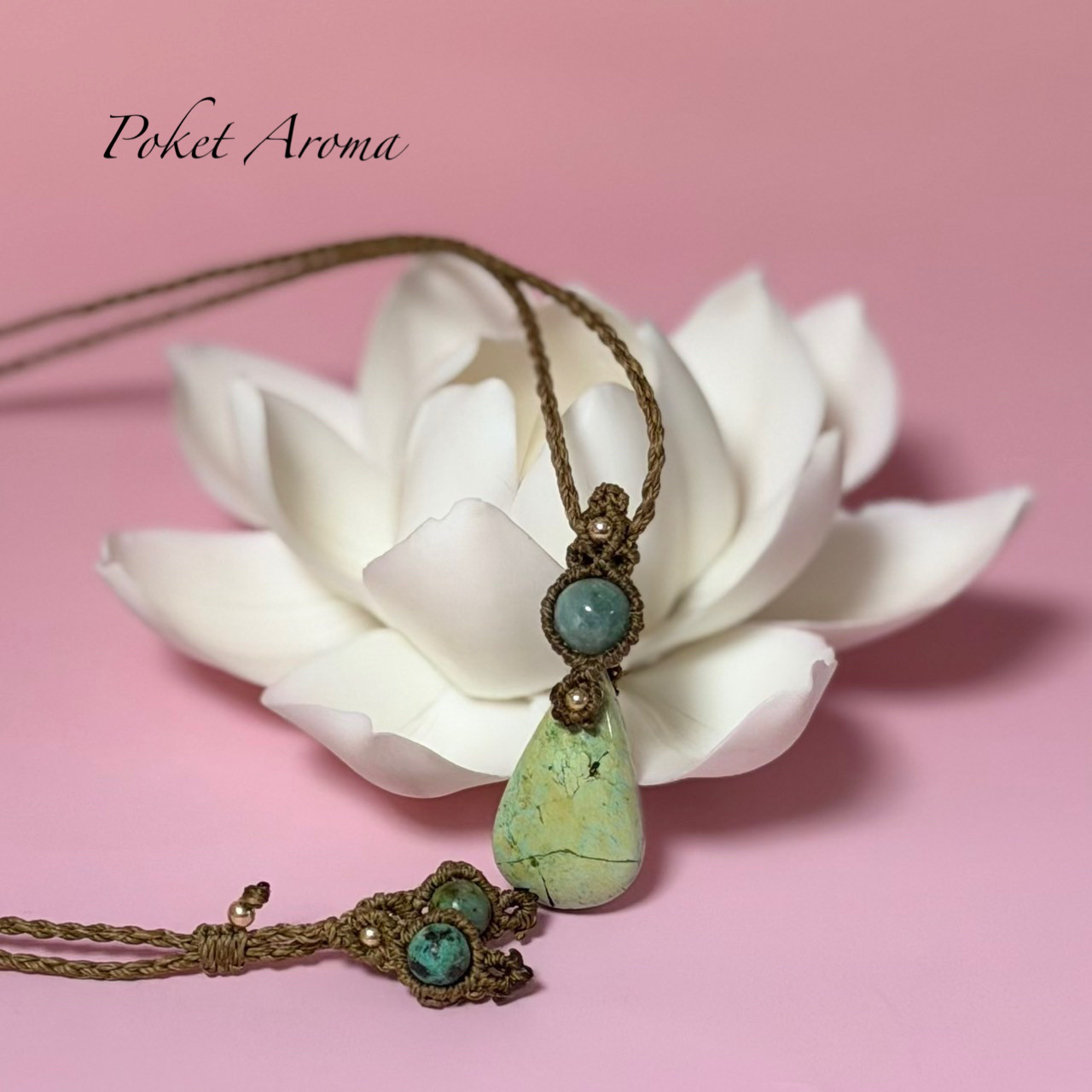 『尊幻』天然ターコイズのマクラメペンダントネックレス