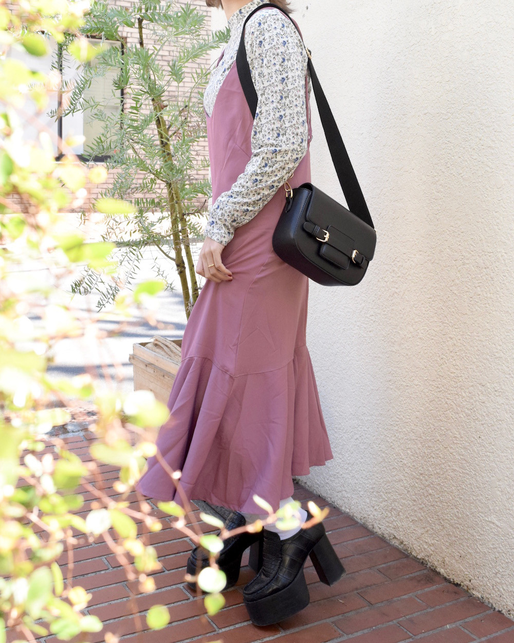 ピンクのマーメイドキャミワンピース　ピンク　カジュアル