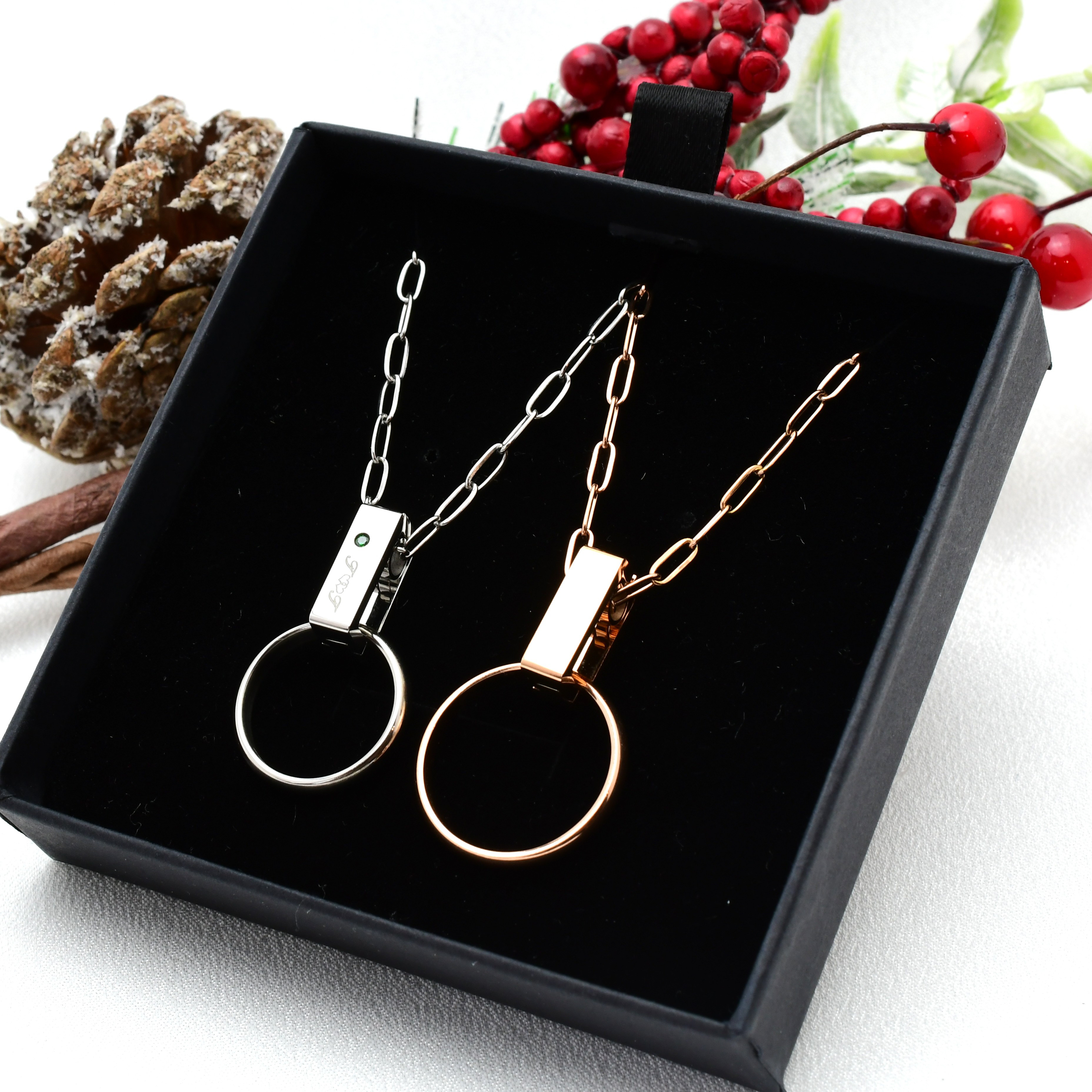 プレゼントに オールステンレスペアリングホルダー チェーンつき刻印 名入れ ケース ラッピング込み