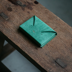 ［ 刻印無料 ］ 封筒みたいな本革の名刺入れ「  f u t o u  」_グリーン 6枚目の画像